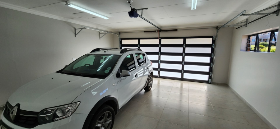 3 Bedroom Property for Sale in Dana Bay Western Cape